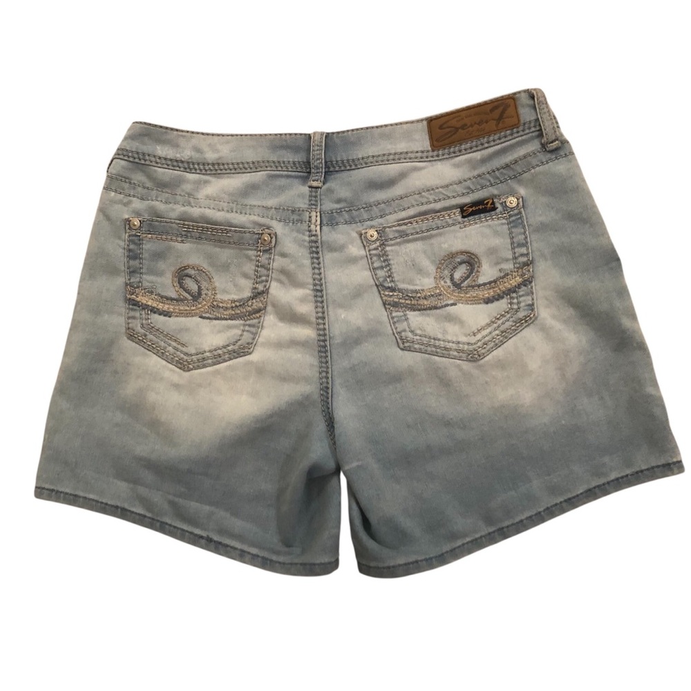 Seven7 Light Wash Low Rise Denim Shorts Size 6 Boho Festival Y2K